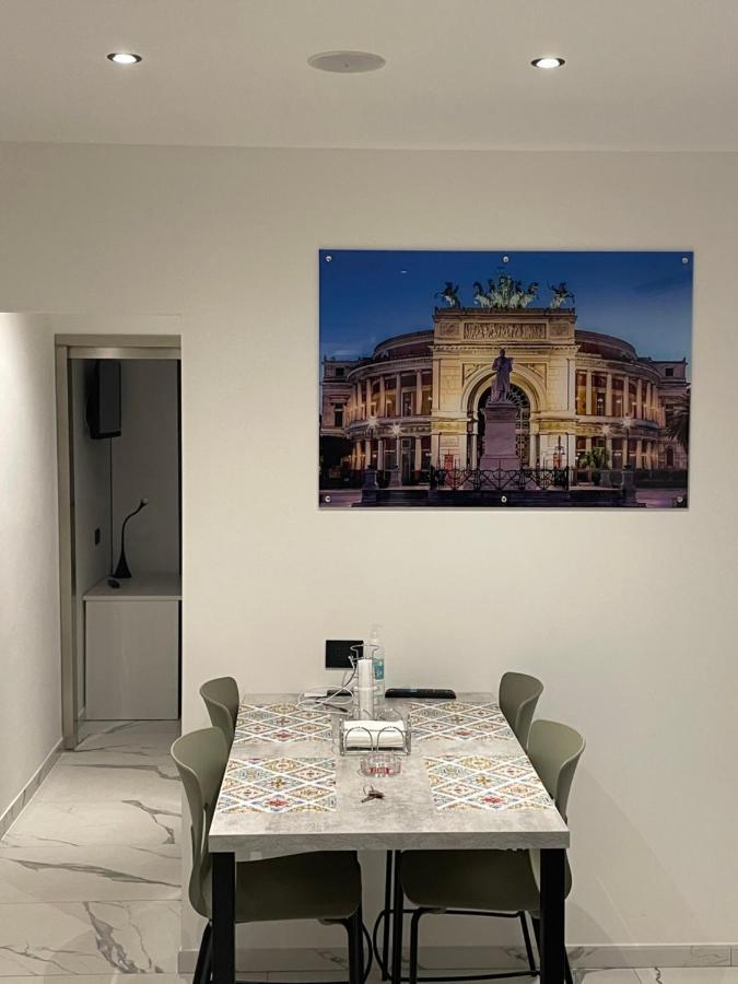 Casa Vacanze Donna Pina Palermo Zewnętrze zdjęcie